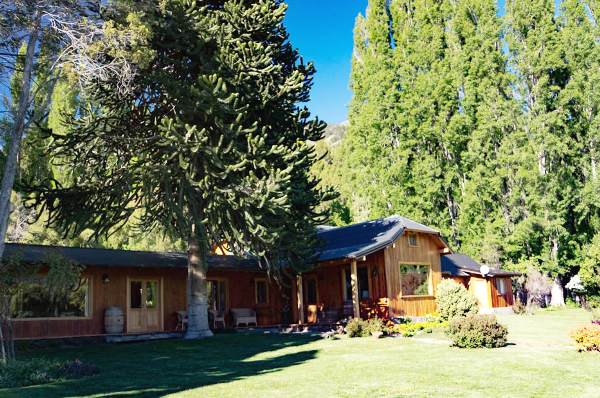 Tres Lagos Lodge